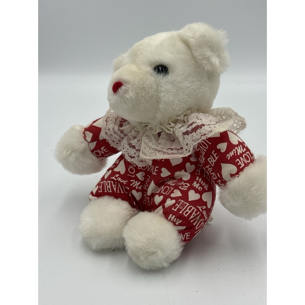 Valentine -‎ White Stuffed  Sitting Bear Lovable